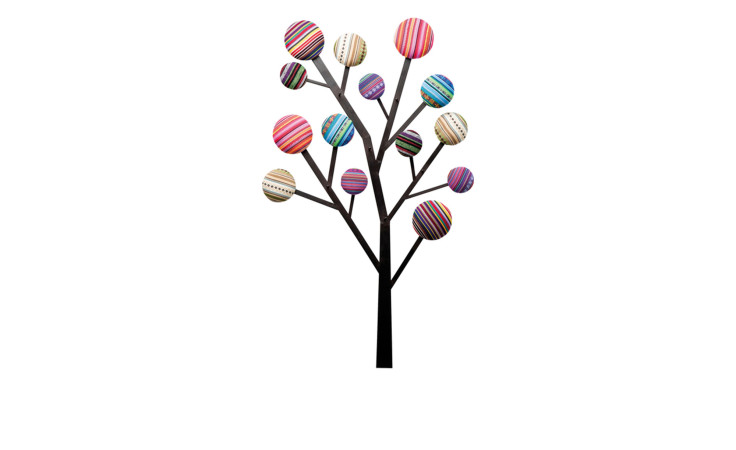 Wandgarderobe Tree 111 cm in einer bunten Ausführung