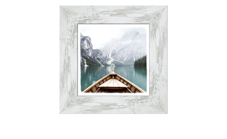 Rahmenbild Bootsfahrt auf Bergsee 44 x 44 cm. Rahmenbild mit dem Thema - Bergsee.