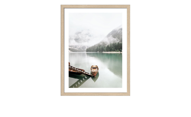 Rahmenbild Bootsfahrt auf Bergsee 33 x 43 cm