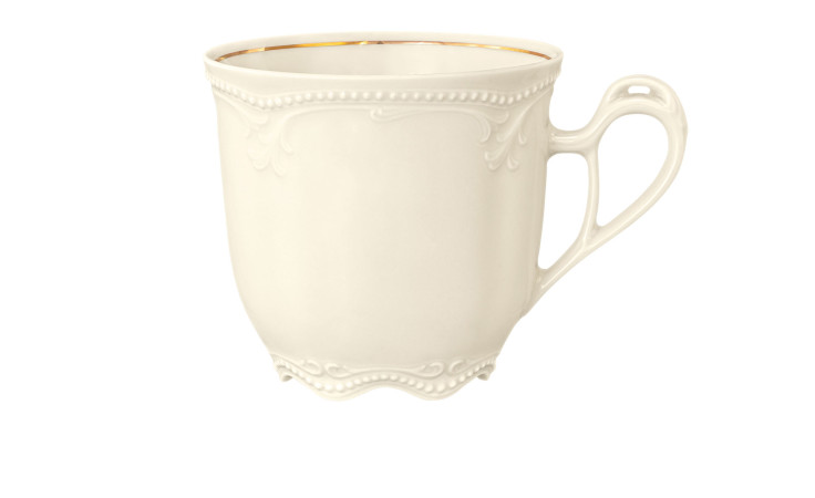 Kaffeetasse Rubin 210 ml aus Porzellan in beige mit goldenem Rand.