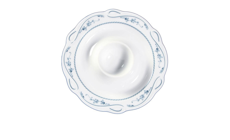 Eierbecher Desiree aus weißem Porzellan mit blauen Akzent.