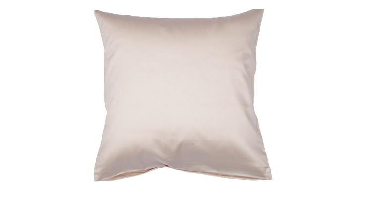 Mako-Satin Kissenbezug Colors in der Größe 40 x 40 cm und in der Farbausführung beige