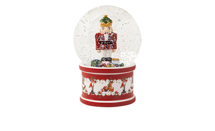 Schneekugel Christmas Toys Nussknacker in rot.