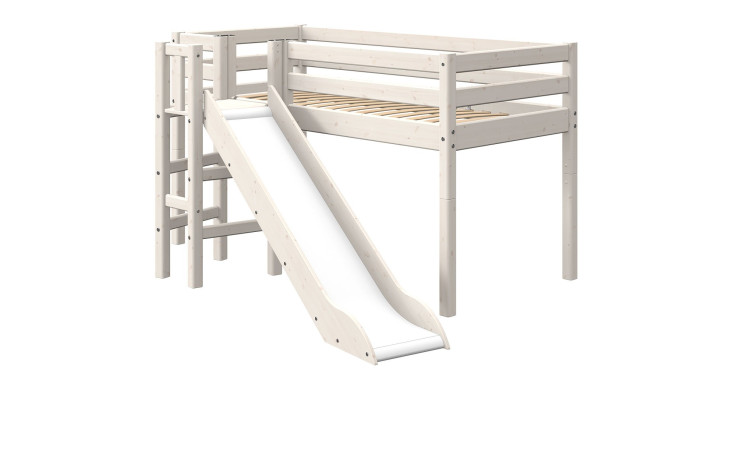 Halbhochbett Classic von Flexa in Kiefer massiv weiß, mit Rutsche und Leiter
