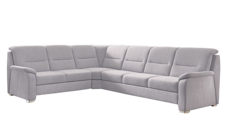 Basis-Wohnlandschaft plano|FORM Mirow im Bezugsstoff Platin und silbernen Füßen.