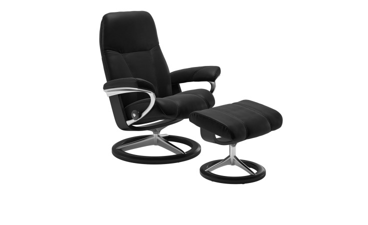 Relaxsessel mit Hocker Stressless Consul M Signature mit Bezug aus Batik Echtleder in Black und Gestell aus schwarzem Holz und poliertem Aluminium