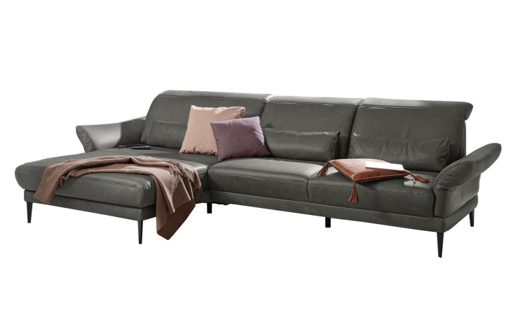 Ecksofa MR 1350 in einem Echtlederbezug in Anthrazit.