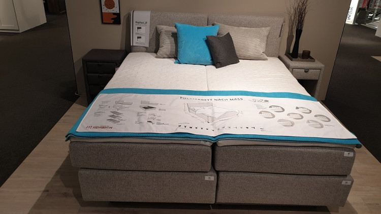 Komfort-Boxspringbett "Compac"