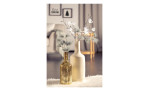 Vase Milano 39 cm aus gold eingefärbtem gefleckten Glas mit einem Tannenzweig darin neben einer weiteren Vase.