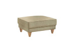 Hocker in Sand