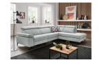 Komfort-Ecksofa VIA TARO, in der Farbausführung Grau mit Kissen und Deko