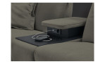 Detailfoto von dem Zwischenelement mit dem Tisch und ein USB-Kabel