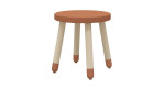 Kinderhocker Dots in rotvioeltt mit holzfarbenen Beinen.