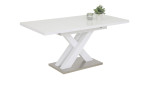 Esstisch Elvis im Dekor Weiß-Hochglanz und Tischplatte mit Glasauflage in New White, modernes Säulen-X-Gestell, ausgezogen
