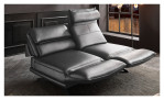 Komfort-Sofa Honduras in einem Echtlederberzug in Charcoal. Mit gezeigter Rückenpolsterverstellung & Drehsitzfunktion