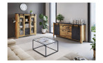 Sideboard Yola in einem Raum mit anderen Möbeln stehend