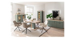 Sideboard Marlena in Salbei Grün mit Beleuchtung in einem Wohnraum 