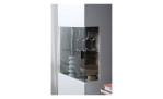 Detailansicht der Vitrine mit Glasauschnitt.