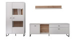 Basis-Wohnwand Louisa aus Holzwerkstoff in Modern White mit einer Rückwand in Viking Oak Leistenoptik.