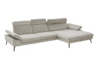 Basis - Ecksofa plano|FORM Mailand, in der Farbausführung Silver, mit einer Kopfteilverstellung Schrägansicht