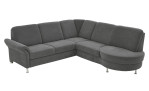 Basis-Wohnlandschaft plano|FORM Wien im Bezugsstoff Grey und silbernen Füßen. Schräge Seitenansciht.