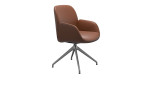 Stuhl Stressless Bay L mit einer Sitzschale in der Farbe Cognac und einem silbernen Gestell von der Seite.