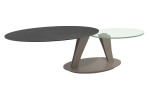 Couchtisch MONDO Varium mit einer Glas-Keramik Tischplatte in Titan und einer transparenten Glastischplatte mit einem Stahlgestell in Taupe..