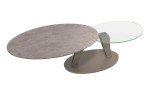 Couchtisch MONDO Varium mit einer Glas-Keramik Tischplatte in Zementgrau und einer transparenten Glastischplatte mit einem Stahlgestell in Taupe..