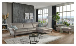 Komfort-Ecksofa MONDO Mirium in einerm Echtlederbezug in Granit. Auf einem dekorierten Hintergrund