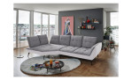 Basis-Ecksofa vito Ticona, in der Farbausführung Silber, in einem Raum stehend