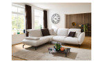 Komfort-Ecksofa vito Bevy, in der Farbausführung beige, in einem Raum stehend
