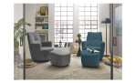Sessel set one SO 1450 in der Farbausführung azure blue, in einem Raum stehend mit dem gleichen Sessel in einer anderen Farbe