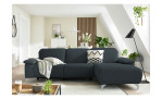 Komfort - Ecksofa Musterring MR 370, in der Farbausführung deep ocean, im Raum stehend, Frontansicht