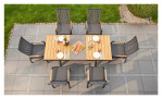 Gartentisch Kumasi mit Tischplatte aus Teakholz und Keramik, sowie Gestell aus Aluminium in Anthrazit, Ansicht im Milieu