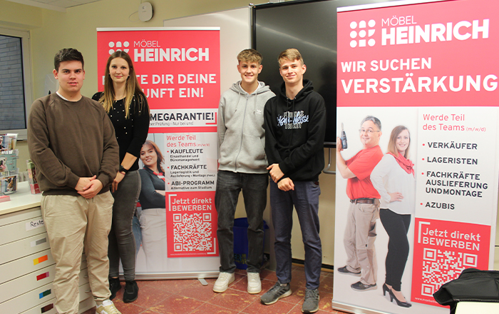 Möbel Heinrich stellt sich auf Ausbildungsmesse vor