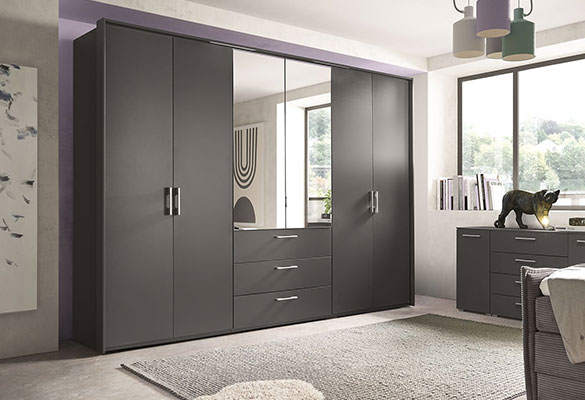 schwarzer Drehtürenschrank mit Spiegeln