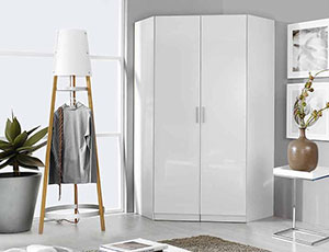 weißer, moderner Eckschrank
