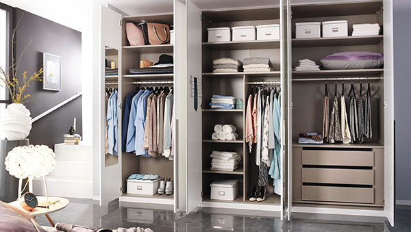 Drehtürenschrank Drehtürenschrank