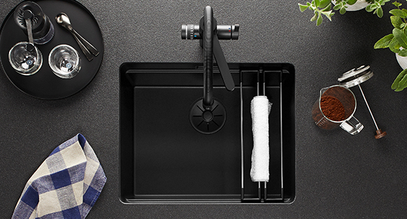 Blanco CHOICE Wassersystem mit Einbauspüle Schwarz mit verwendbaren ETAGON-Schienen und Blanco Choice Icona Armatur Blanco CHOICE Wassersystem mit Einbauspüle Schwarz mit verwendbaren ETAGON-Schienen und Blanco Choice Icona Armatur