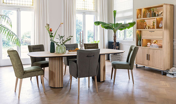 Henders & Hazel Schrank Pavie Henders & Hazel Schrank Pavie