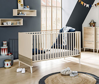 Babybett Eefje in Cashmere-Beige und Absetzung in Groovy-Oak