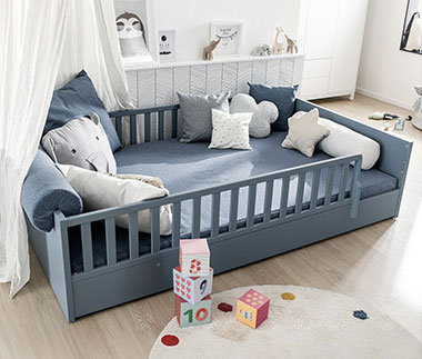 Paidi Bodenbett little Flo in Mattblau