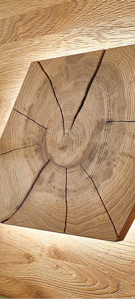 Hirnholzakzent der Wohnwand VALMONDO Talvera Hirnholzakzent der Wohnwand VALMONDO Talvera im Detail, mit Beleuchtung